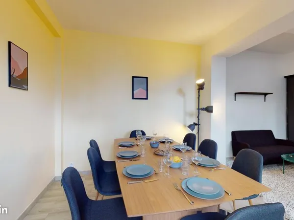 Maison 8 pièces 161 m²