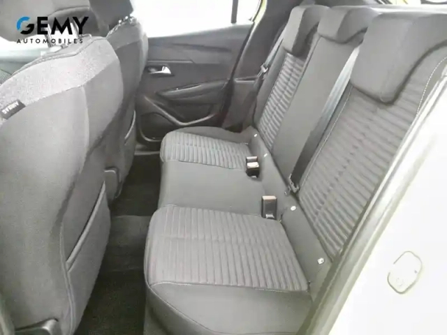 Peugeot 208 puretech 100 s&amp;s bvm6 — photo 10