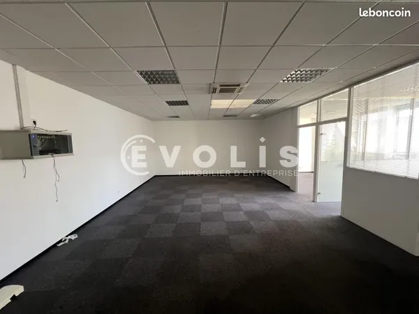 Bureaux 90 m²