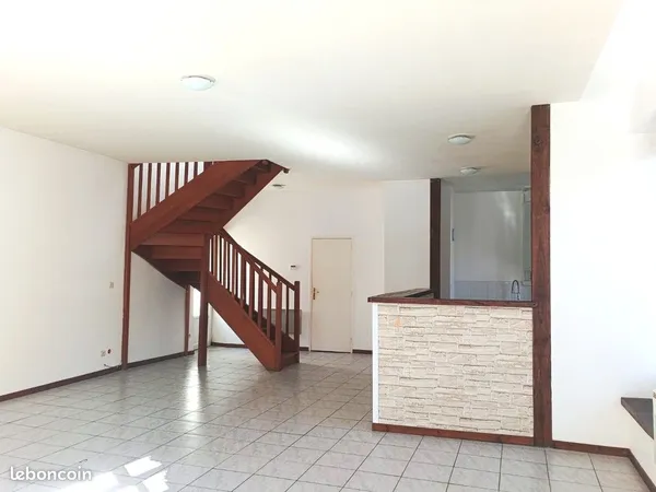 Maison 100 m2 T4 - calme et rénovée
