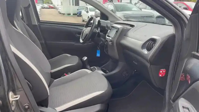 Toyota Aygo 1.0 vvt-i — photo 16