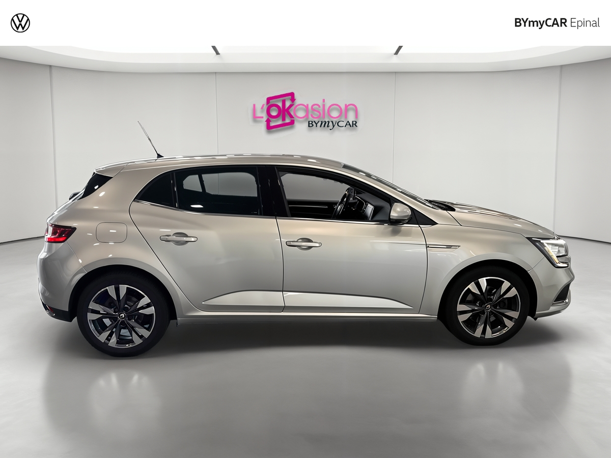 Renault Mégane IV Berline TCe 160 Energy EDC — photo 6