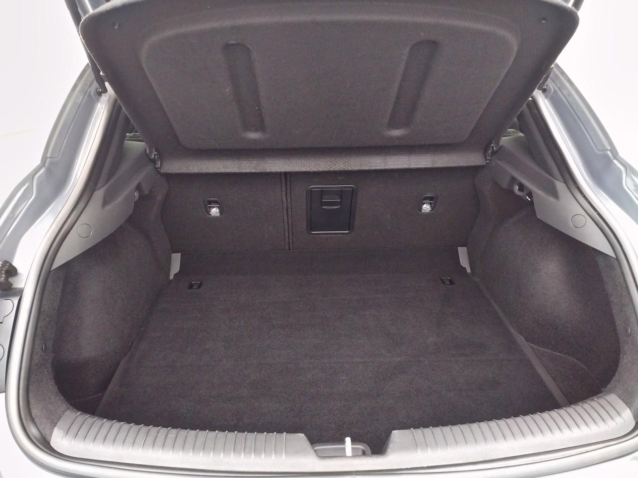 Hyundai I30 fastback 1.5 t-gdi 160 dct-7 hybrid 48v n line — photo 14