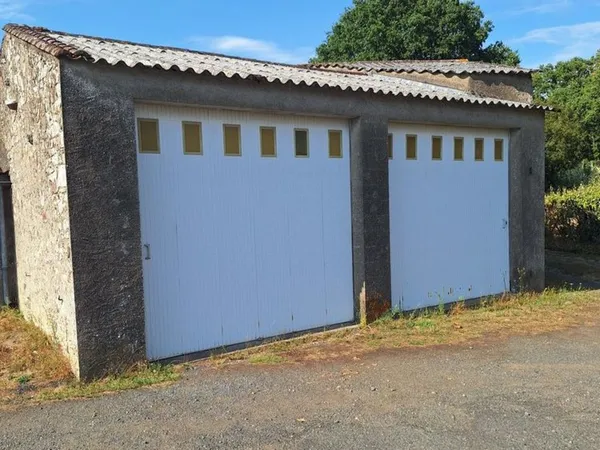 Parking/garage 35 m²