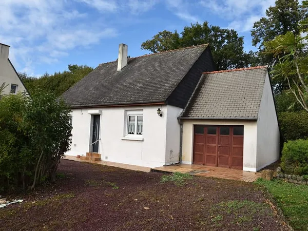 LANRELAS maison d'habitation de 66.8 m2