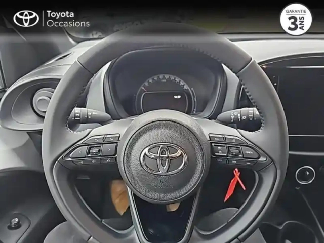 Toyota Aygo X 1.0 vvt-i 72ch dynamic my24 — photo 10