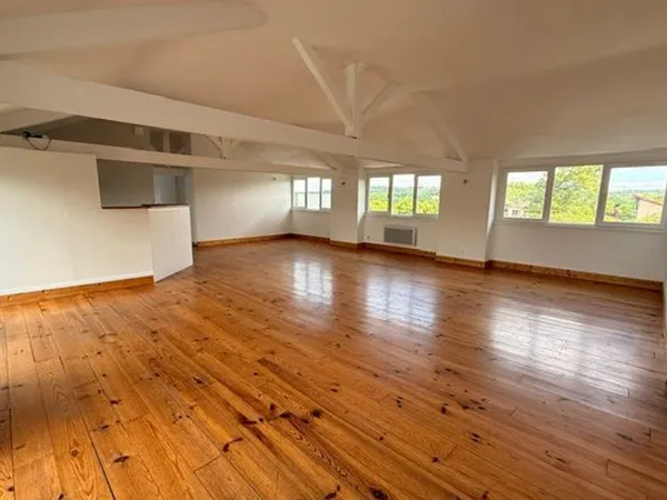 Appartement 5 pièces 146 m²