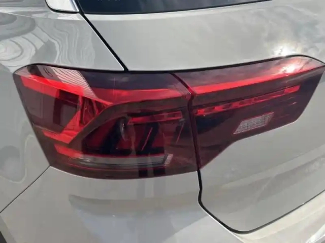 Volkswagen T-Roc 1.5 tsi evo 150ch style dsg7 — photo 11
