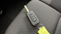 Renault Trafic L1H1 3T 2.0 Blue dCi 150ch Advance Auto -25 — photo 11