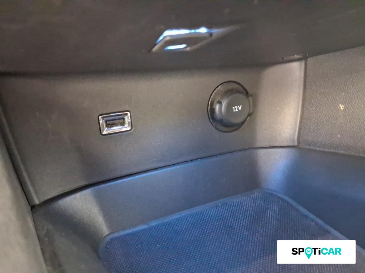 Peugeot 3008 suv 3008 gt puretech 130 s s eat8 — photo 16