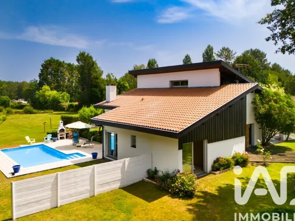 Maison 7 pièces 177 m²