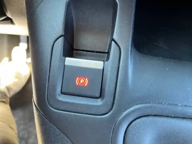 Peugeot Partner fourgon m 650 kg bluehdi 100 s&amp;s bvm6 — photo 60