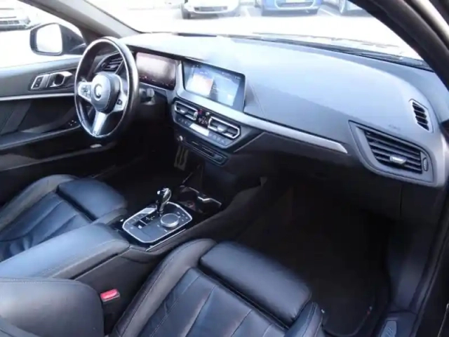 Bmw Serie 1 série 1 118ia 136ch m sport dkg7 — photo 6
