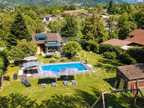 Maison 5 pièces 130 m²