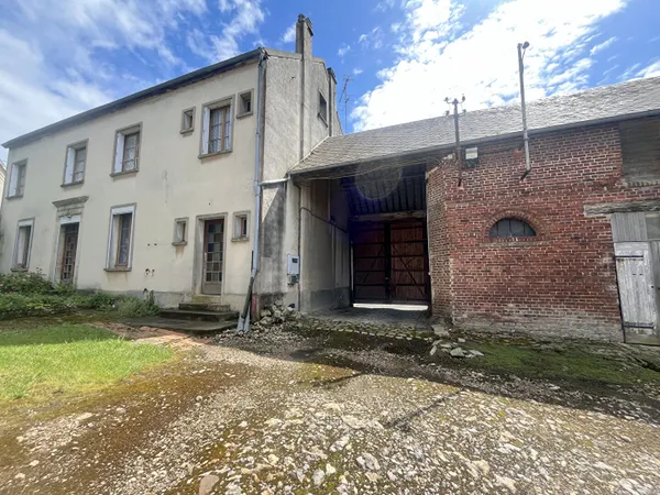 Ancien corps de ferme à rénover ? LA DRENNE