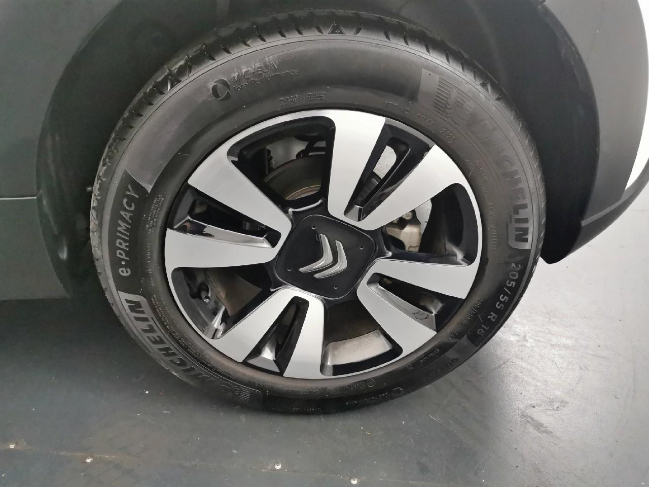 Citroën C3 puretech 110 s&s eat6 shine — photo 16