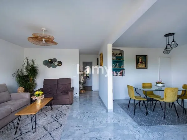 Appartement 4 pièces 76 m²