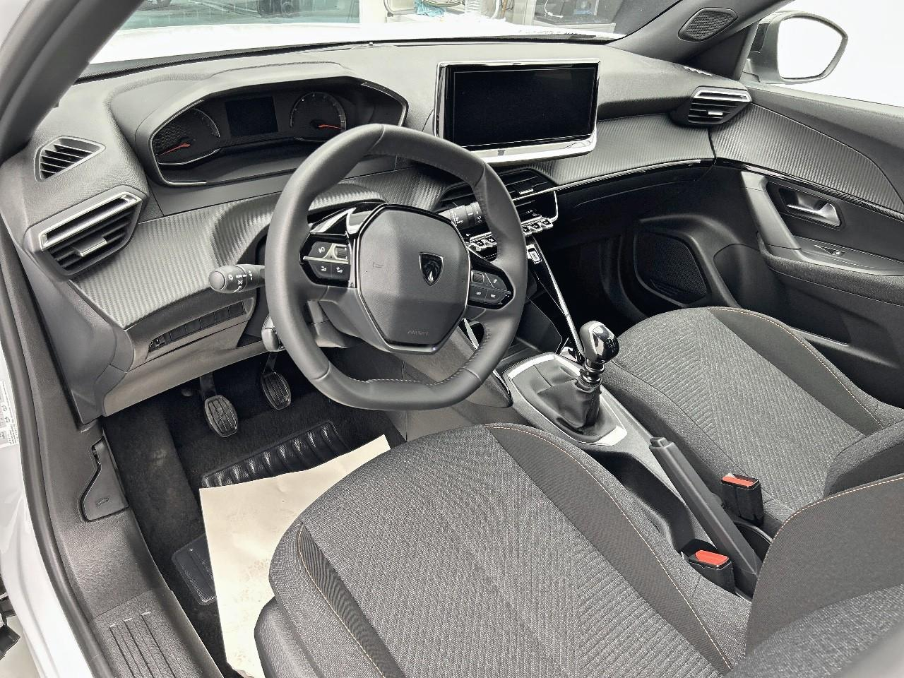 Peugeot 2008 100 s&s bvm6 style — photo 9