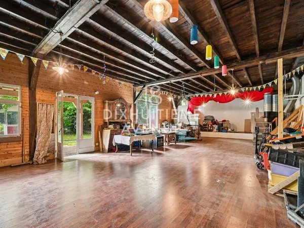 Maison 10 pièces 430 m²