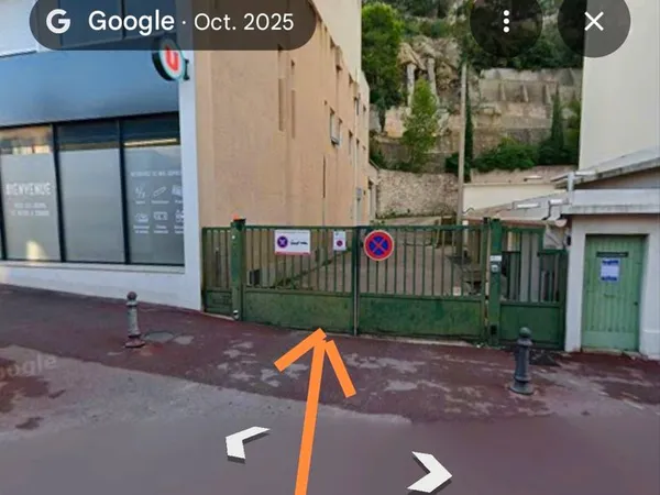 Cave centre de cassis