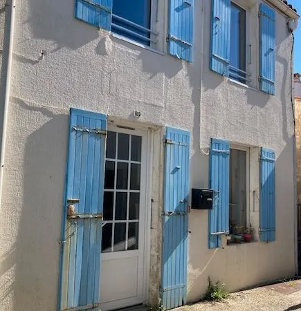 Maison de village proche accès viaduc