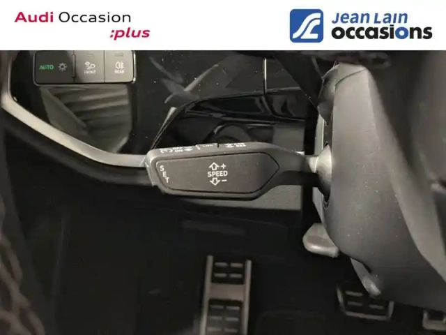 Audi Q3 sportback 35 tfsi 150 ch s tronic 7 — photo 20