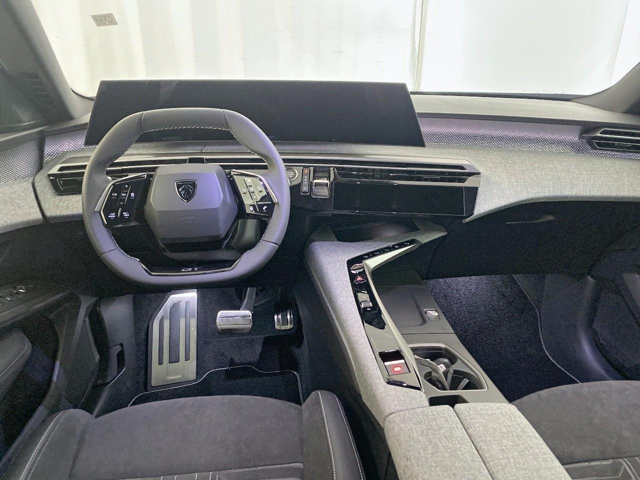Peugeot 3008 hybrid 145 e-dcs6 gt — photo 8