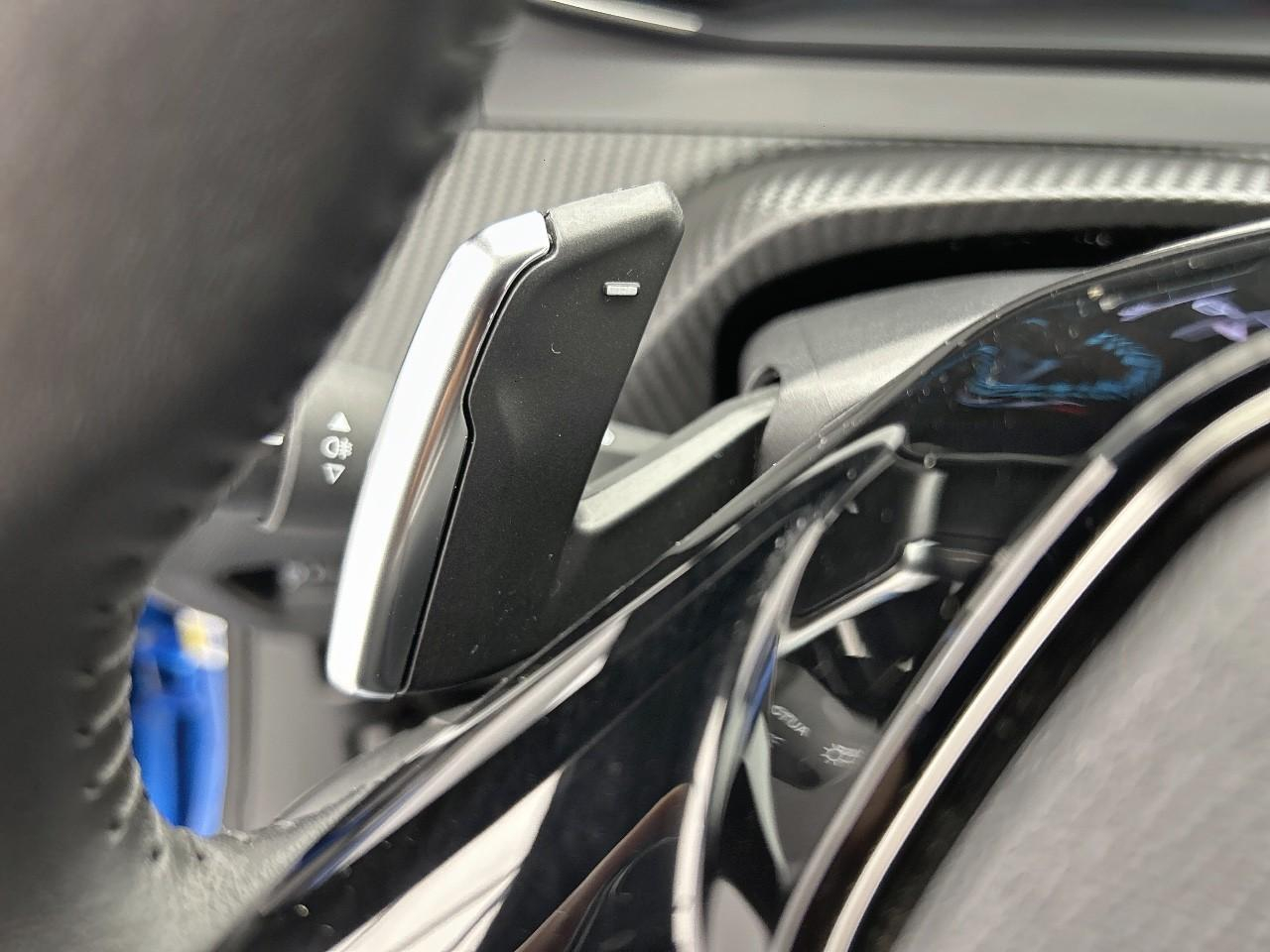 Peugeot 2008 hybrid 136 e-dcs6 style — photo 27