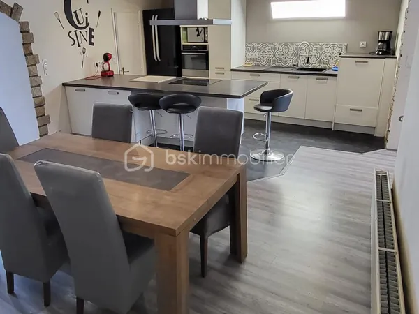 Maison 7 pièces 181 m²