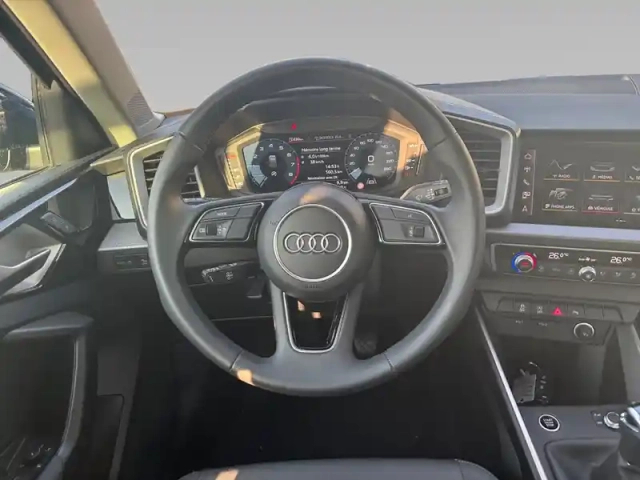 Audi A1 sportback 25 tfsi 95 ch bvm5 — photo 12