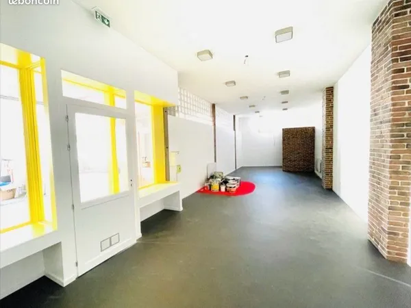 Local commercial de 60m2 à louer