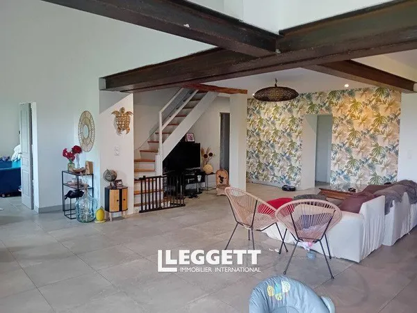 Maison 6 pièces 190 m²