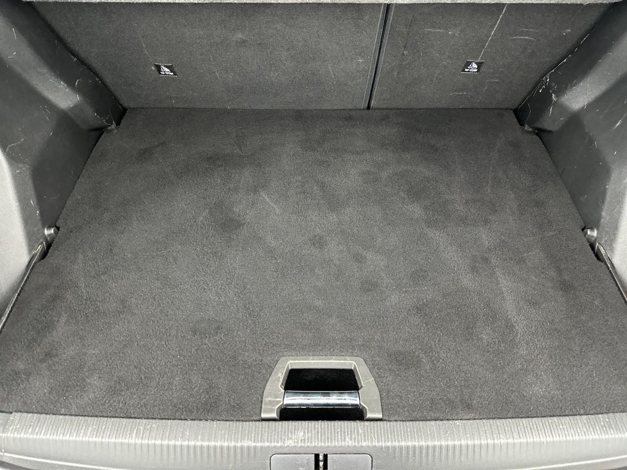 Peugeot 2008 puretech 130 s&s bvm6 gt — photo 6