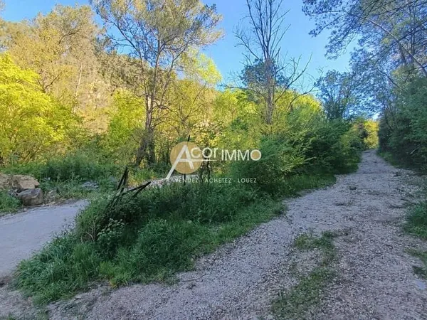 Terrain 41010 m²