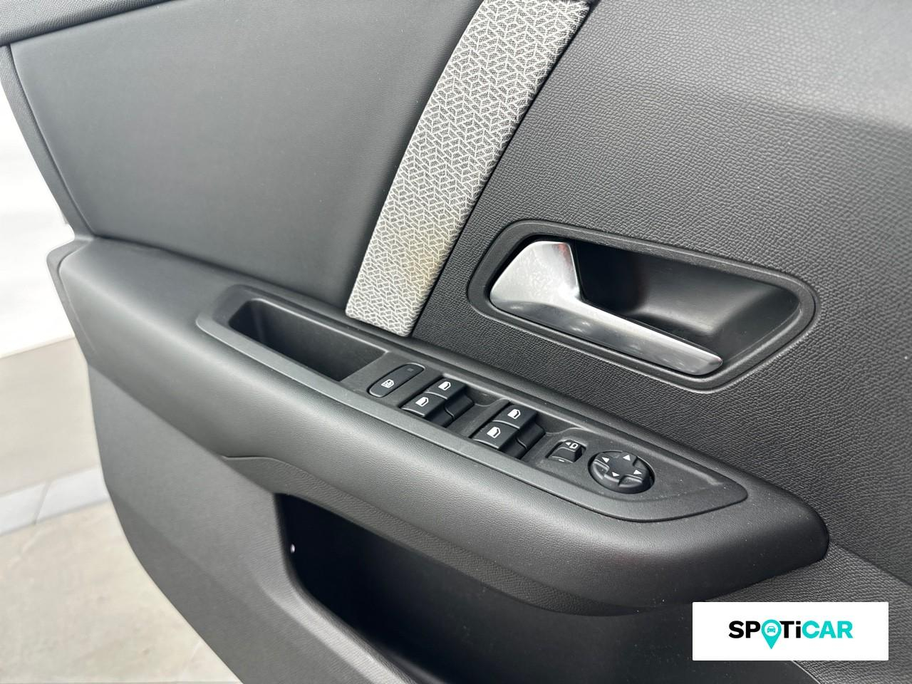 Citroën C4 puretech 155ch s&s shine pack eat8 — photo 16