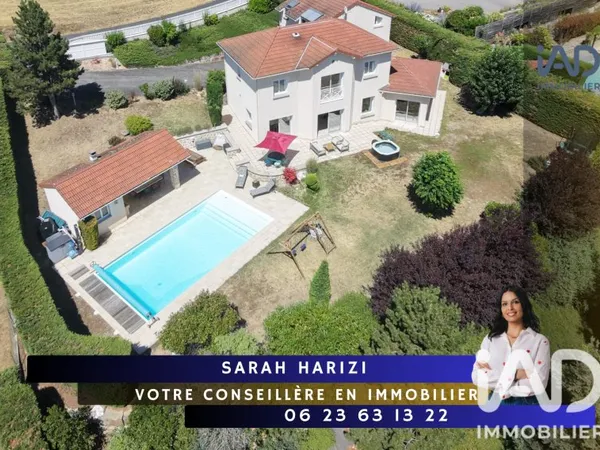 Maison 7 pièces 197 m²