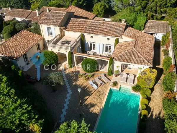 DPT (13) A la vente Propriété de charme en Provence avec pis