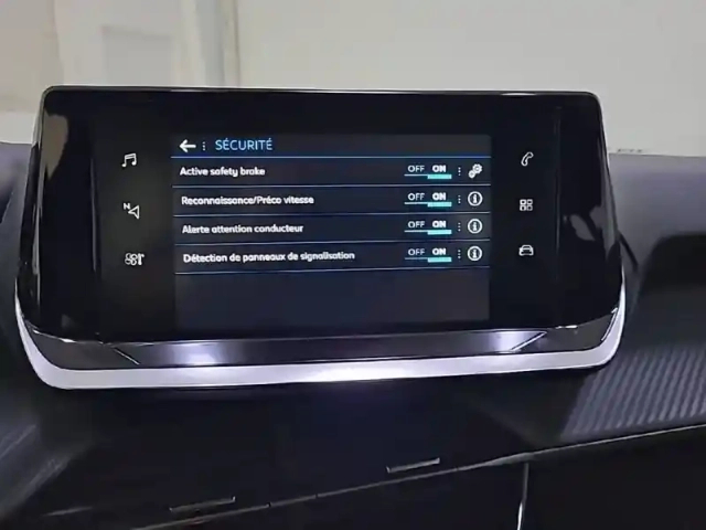 Peugeot 208 puretech 100 s&amp;s bvm6 — photo 41