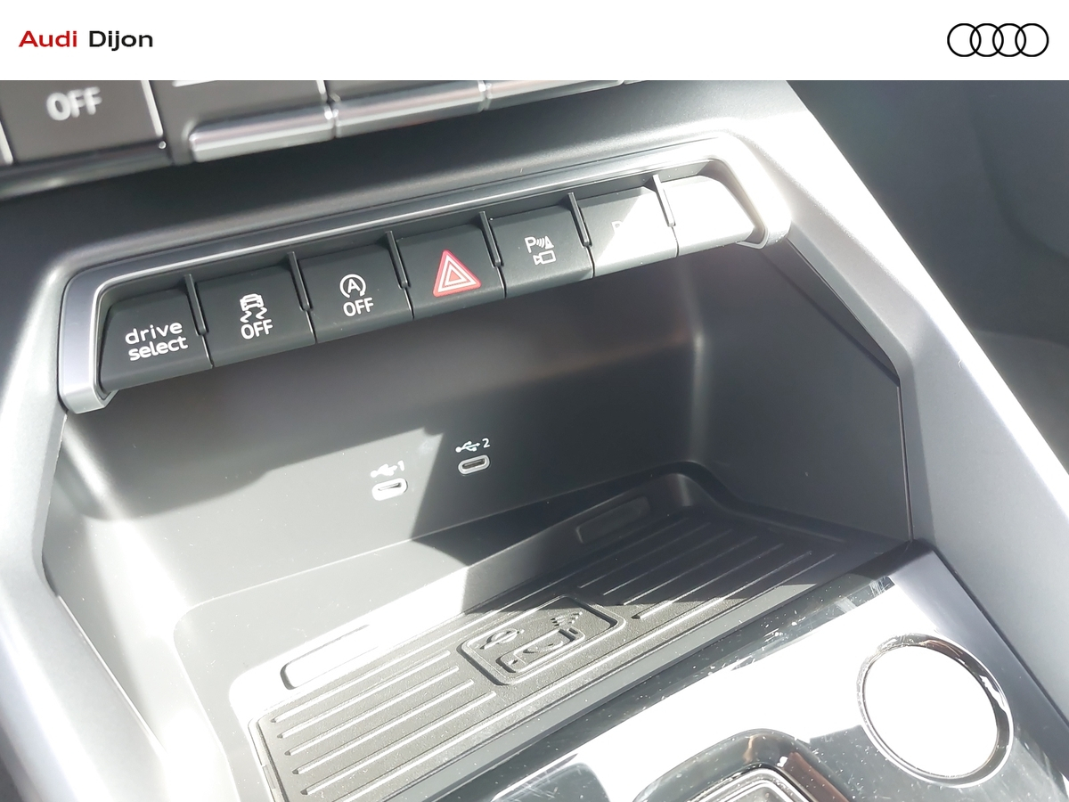Audi A3 Sportback TFSI Mild Hybrid 116 S tronic 7 — photo 24