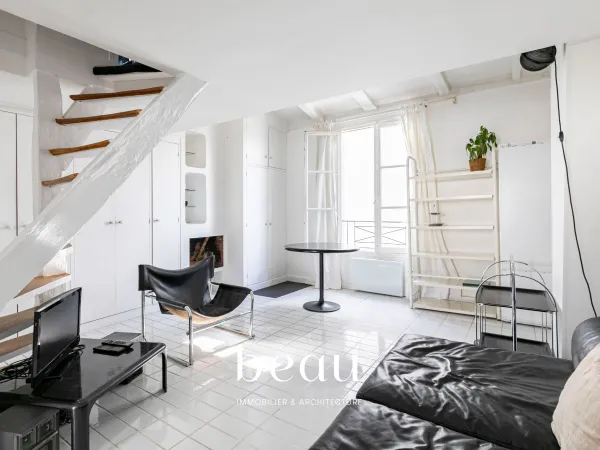 Exclusivité - Charmant appartement Rue de Verneuil - Paris 7ème