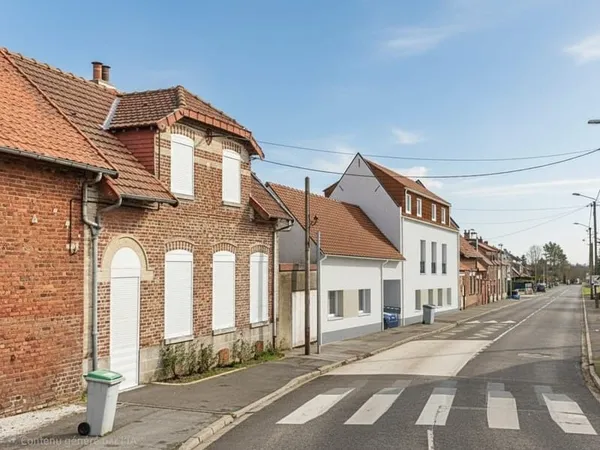 IMMEUBLE À RÉNOVER - PROXIMITÉ ARRAS- A 4 km de la porte nord et de toute ses commodités