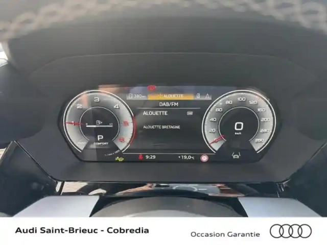 Audi A3 allstreet 35 tdi 150ch avus s tronic 7 — photo 8