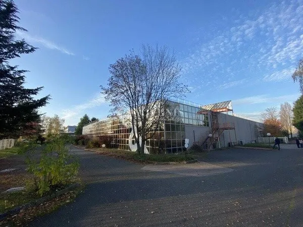 Entrepôt 6000 m²