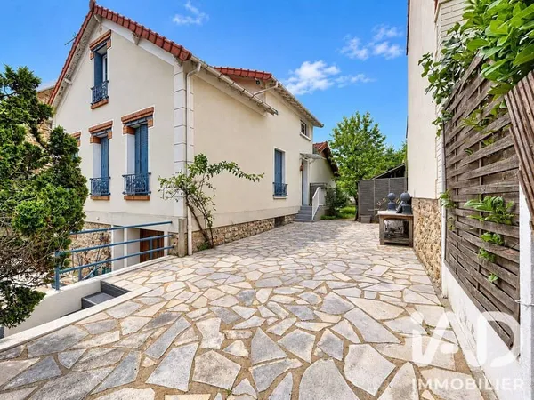 Maison 6 pièces 166 m²
