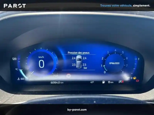 Ford Focus 1.0 flexifuel mhev 125ch st-line x — photo 28