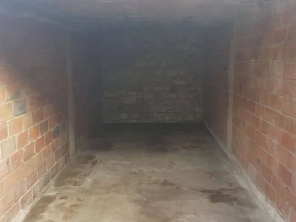 Parking 12 m²