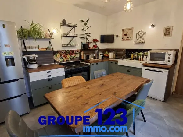 Jolie maison ancienne rénovée, 2/3 chambres
