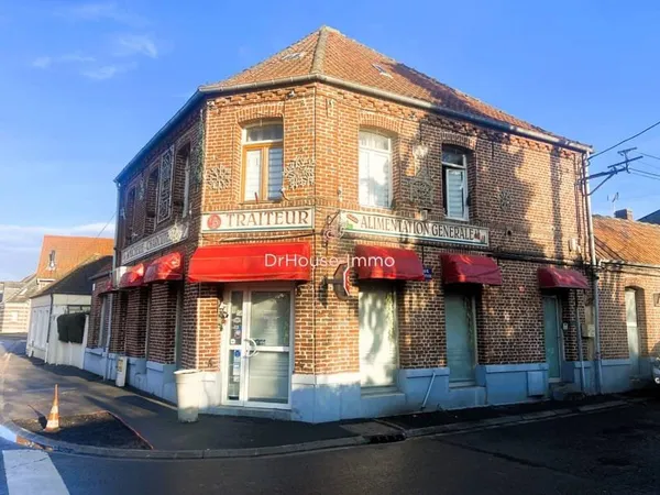 Boutique 8 pièces 82 m²