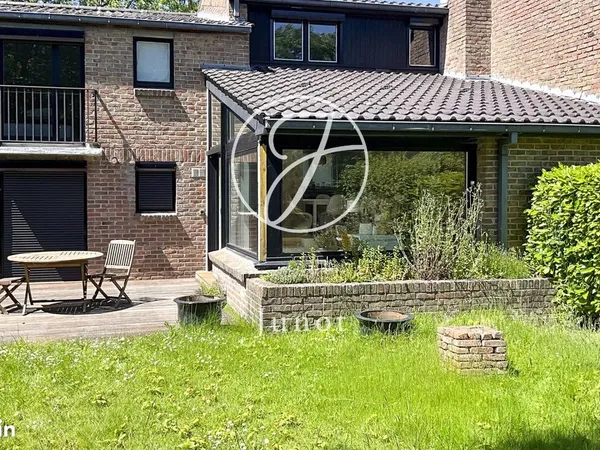Maison 6 pièces 147 m²