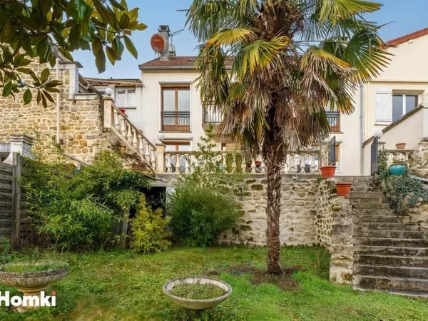 Maison/Villa T6 de 150 m2 à Osny 95520